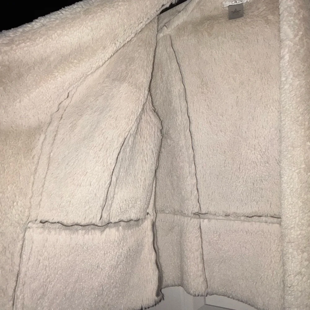 Cache Taupe Jacket with Cream Shearling Lining - Picture 5 of 7